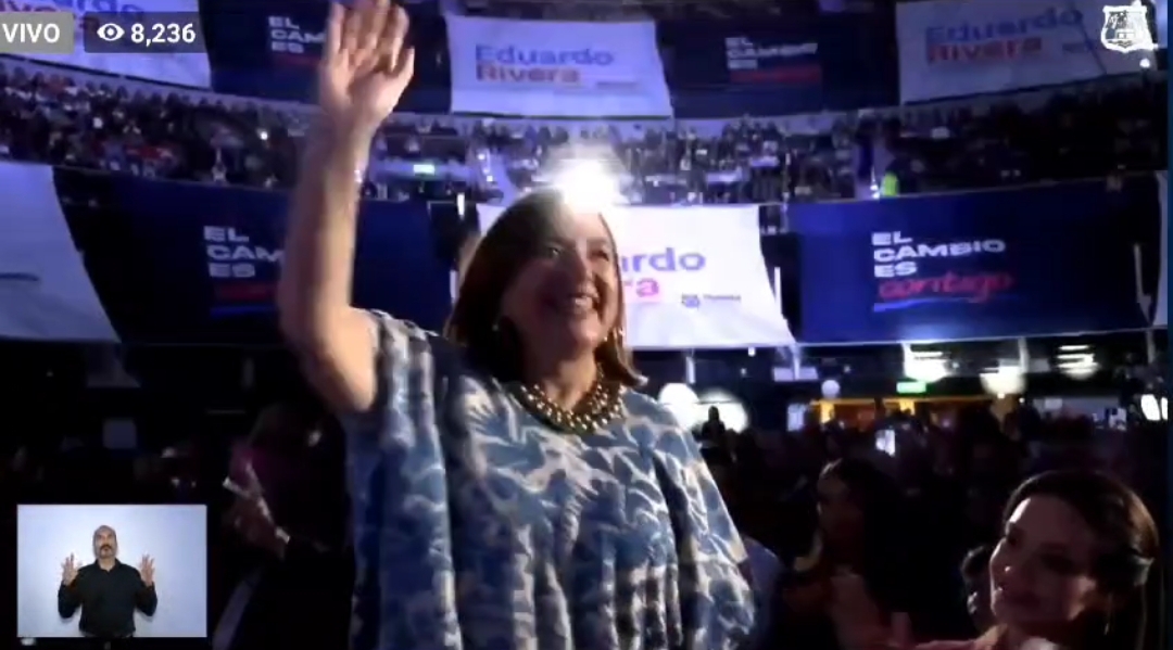 Por: Cortesía Xóchitl Gálvez recibida con gritos de "¡Presidenta!" en el Segundo Informe de Eduardo Rivera