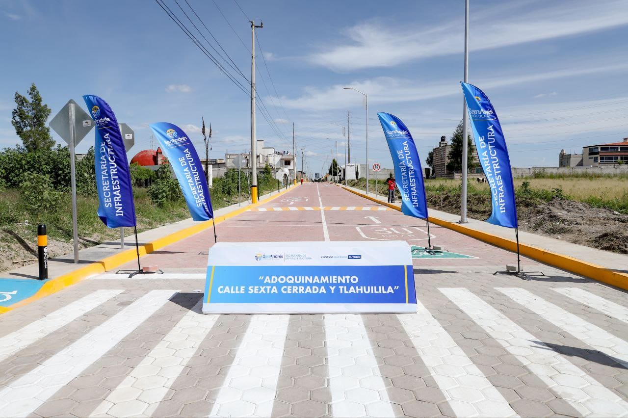 Comunicado oficial Inaugura Mundo Tlatehui el adoquinamiento de la calle Sexta Cerrada y Tlahuilila en la cabecera municipal
