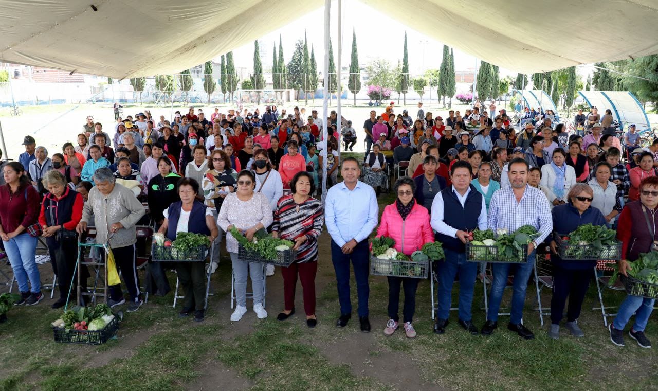 Comunicado oficial Entrega Mundo Tlatehui 250 despensas del programa "Nutriendo tu Economía"