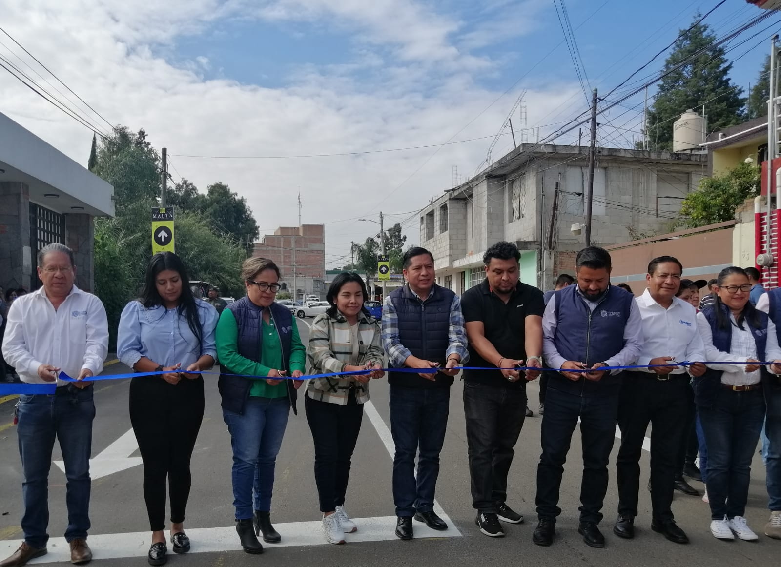 Entrega Filomeno Sarmiento rehabilitación de calle San Lorenzo en cabecera municipal