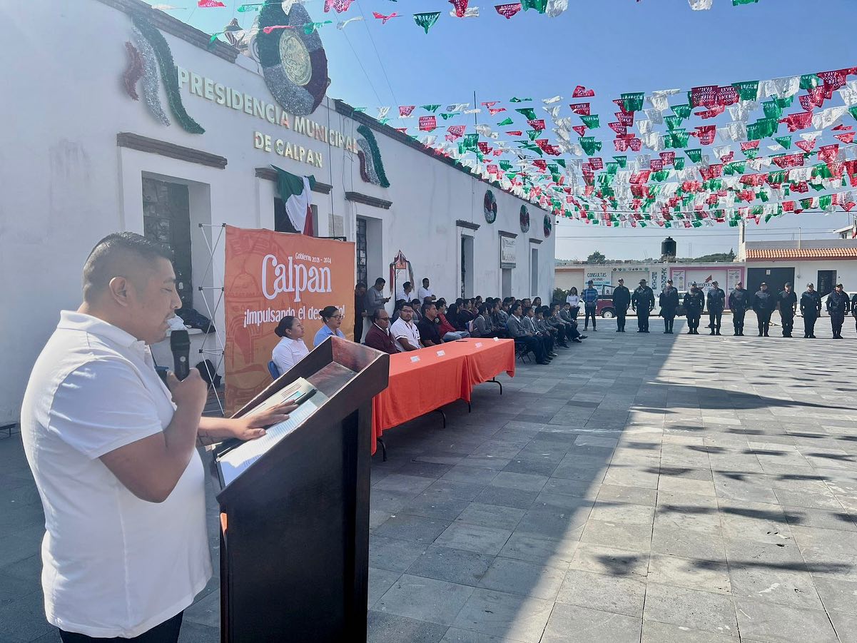 Fernando Castellanos encabeza ceremonia cívica por el 258 aniversario del natalicio de José María Morelos y Pavón