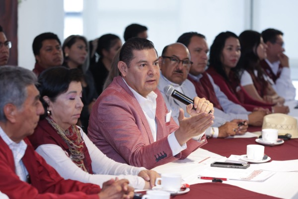 Encuesta coloca a Alejandro Armenta en primer lugar rumbo a candidatura de Morena a la gubernatura