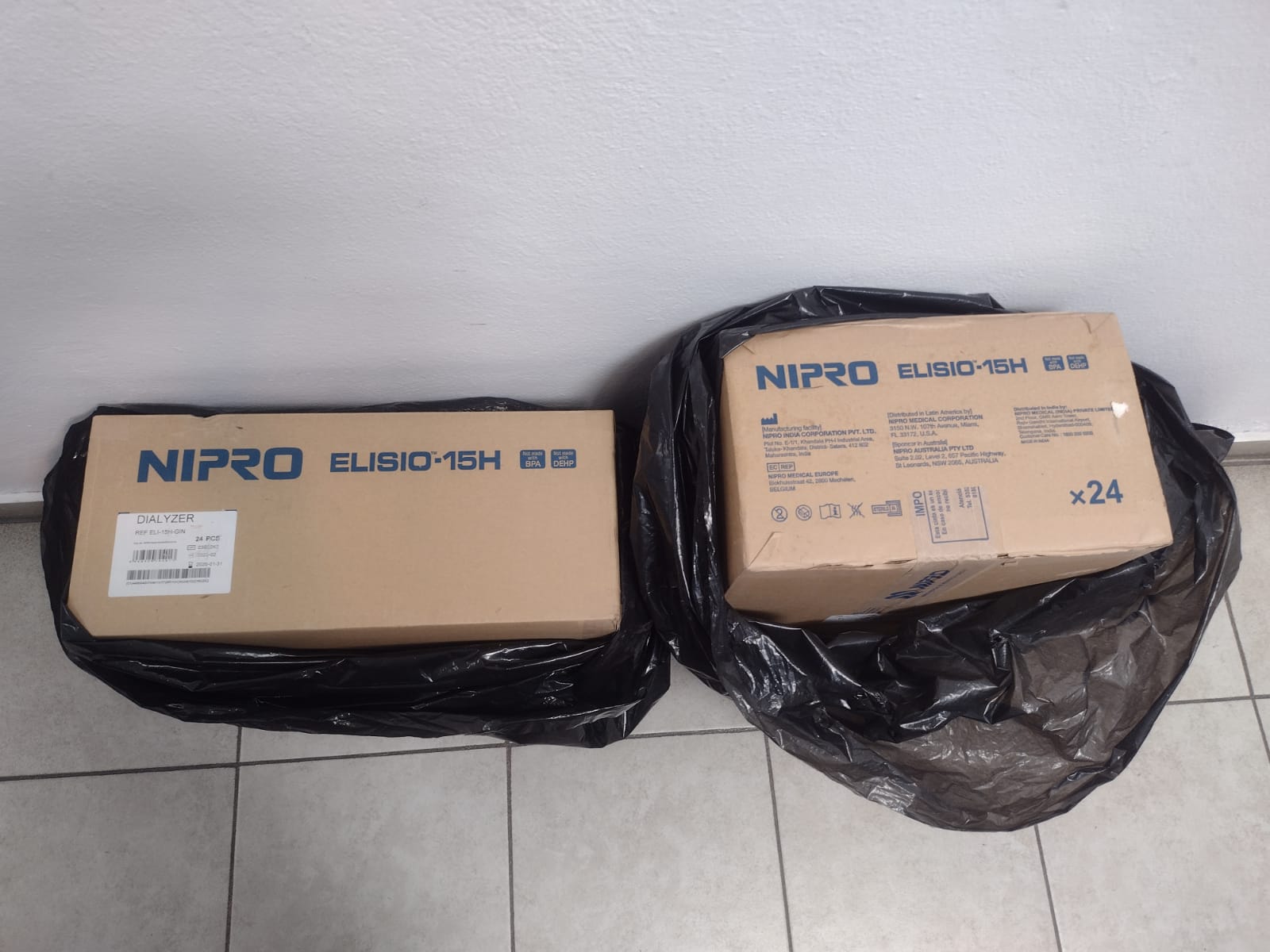 Detienen a enfermero e intendente por robar cajas con medicamento controlado en el IMSS de la Loma