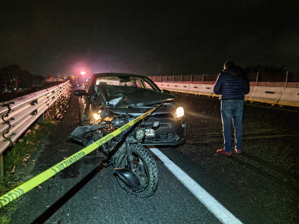 Muere motociclista tras ser embestido sobre el Libramiento Tlaxcala-Chiautempan: el responsable huyó