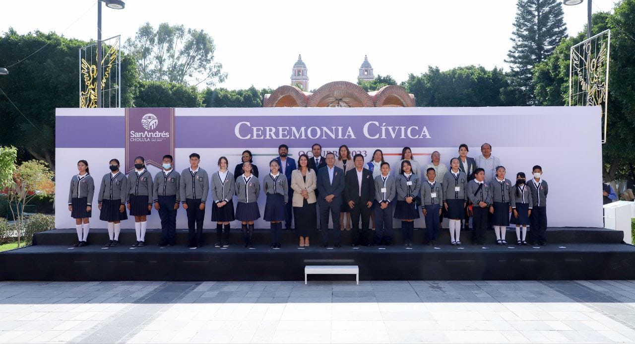 Llama Mundo Tlatehui a personas servidoras públicas a mantener el compromiso con las y los sanandreseños 