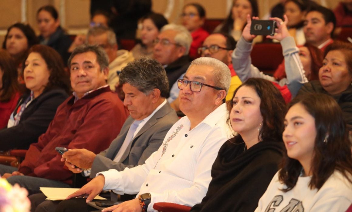 Inicia SEPE–USET conferencias sobre la nueva escuela mexicana
