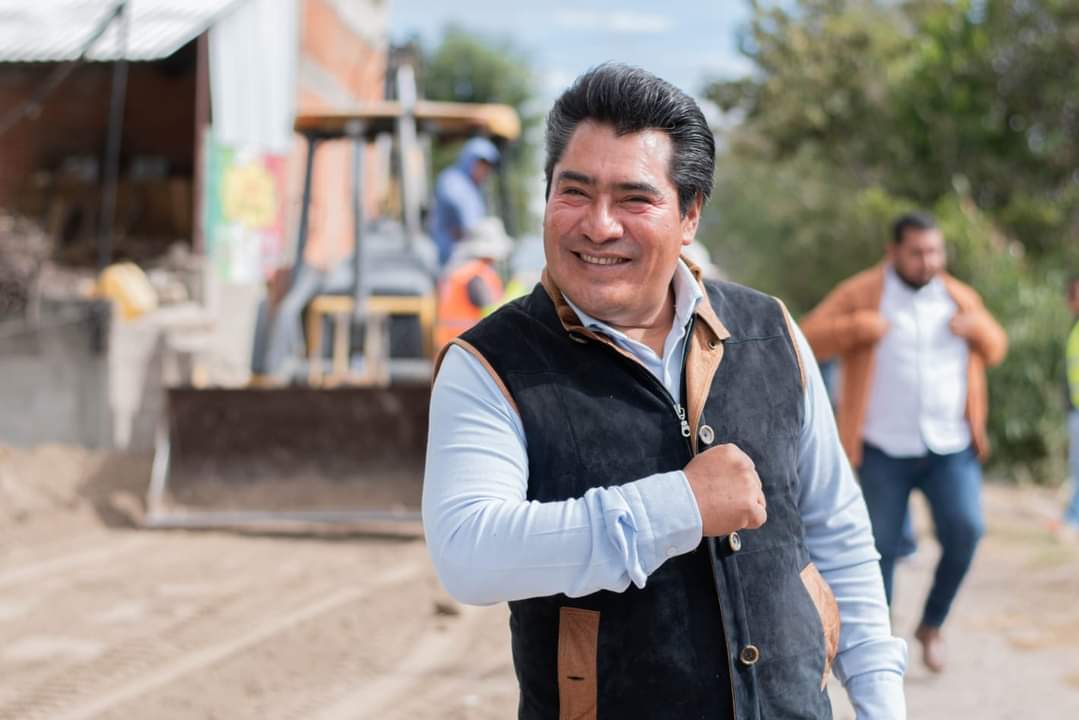 Denuncian simulación de Hildeberto Pérez en construcción de nuevo hospital del IMSS