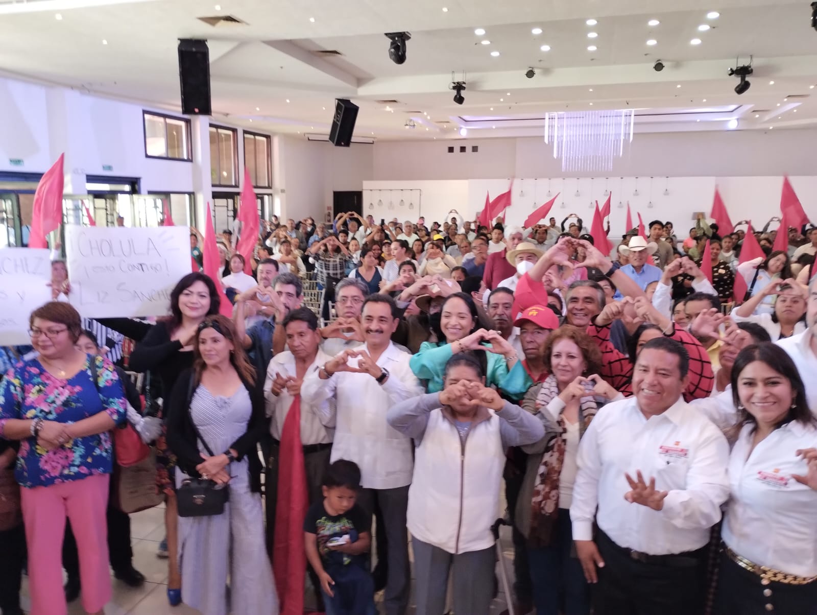 Liz Sánchez en visita a San Pedro Cholula pugna por la unidad interna de la 4T