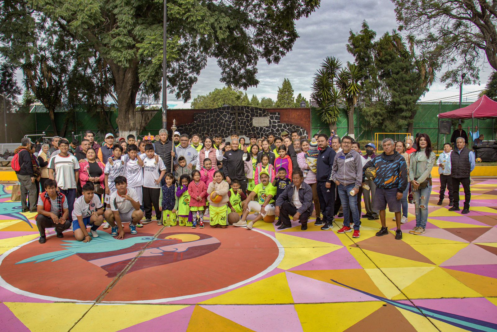 Tonantzin Fernández lleva "Transformando tu barrio" al parque de Santiago Mixquitla 