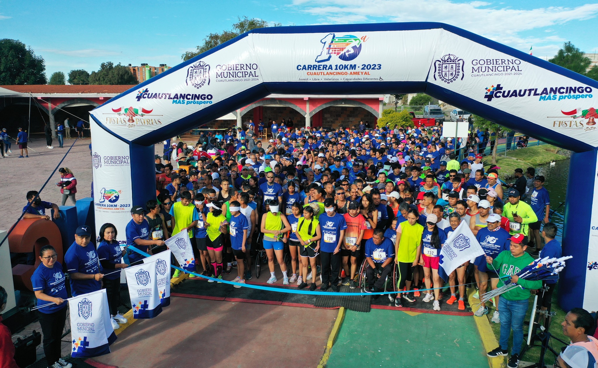 Participan mil corredores en la décimo edición de la Carrera 10KM” en Cuautlancingo