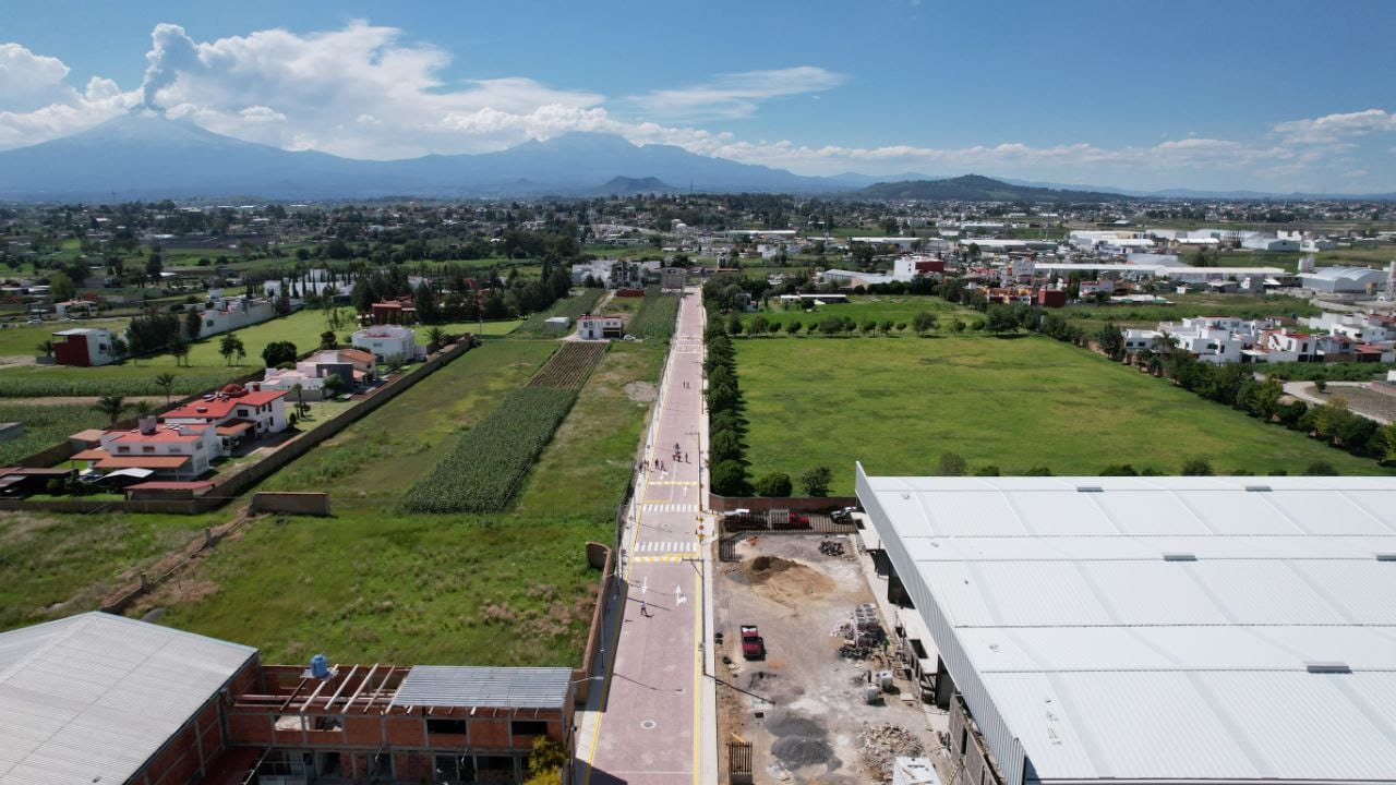 Comunicado oficial Inaugura Mundo Tlatehui adoquinamiento de la calle Emiliano Zapata en Tlaxcalancingo
