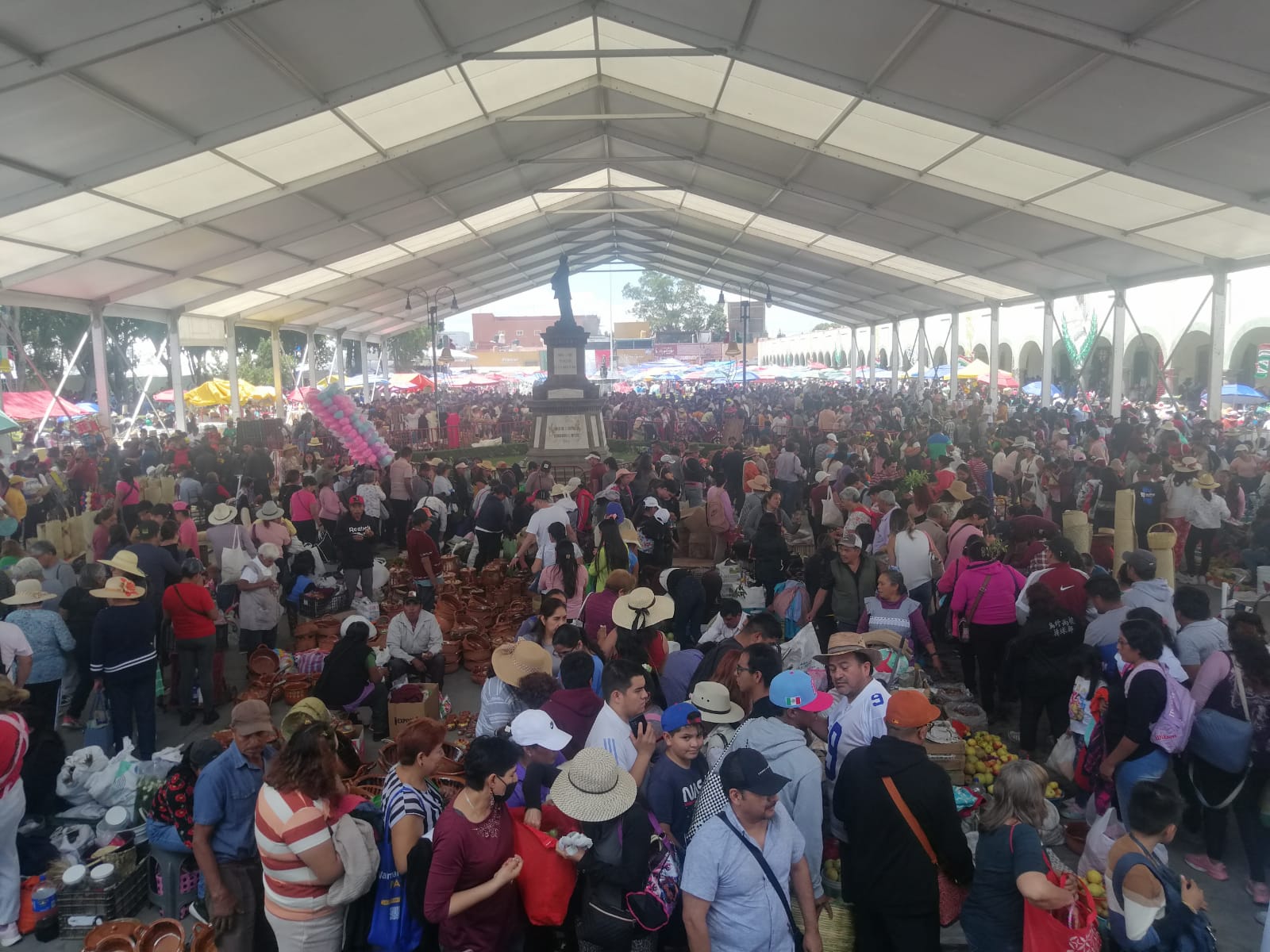 Histórica afluencia de visitantes y derrama económica en la “Feria de San Pedro Cholula 2023”