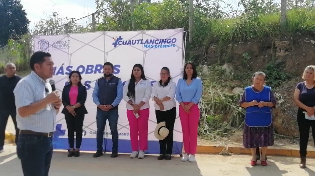 Por: Cortesía Lula Pineda Inauguran concreto hidráulico de calle Uranga en Cuautlancingo con una inversión de 8.4 mdp