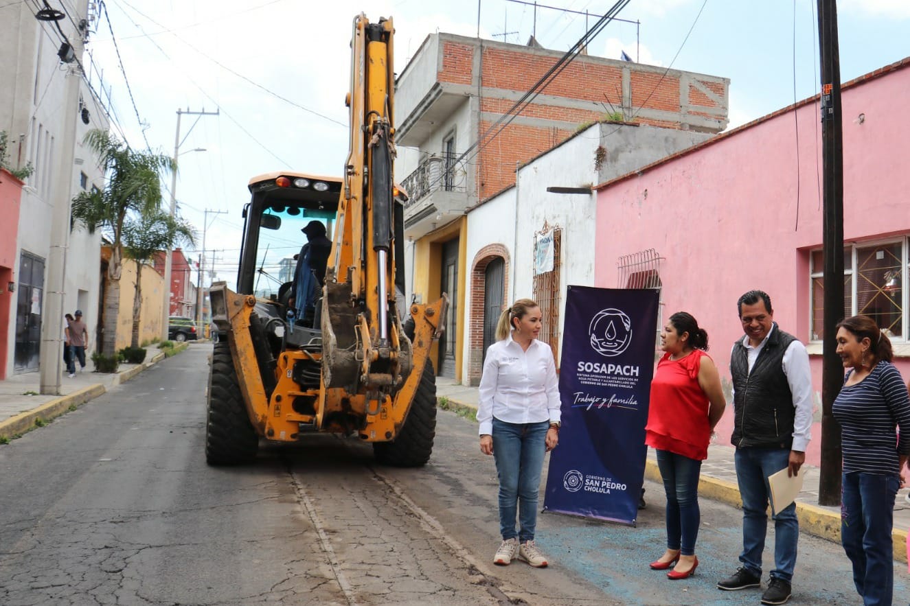 Paola Angon inicia dos obras, a través del SOSAPACH, para mejorar los servicios
