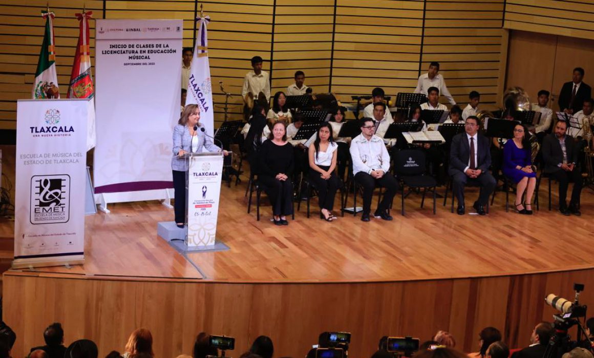 Inaugura Lorena Cuéllar ciclo escolar de licenciatura en Educación Musical