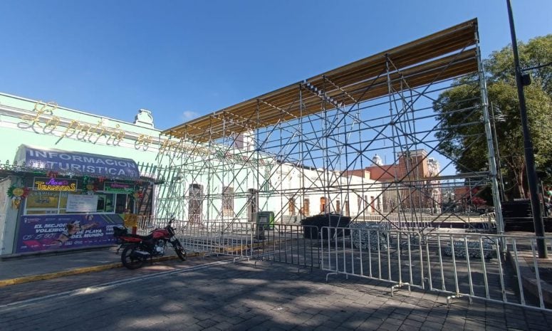 Al 80%, instalación de canchas para los torneos del Mundial de Voleibol