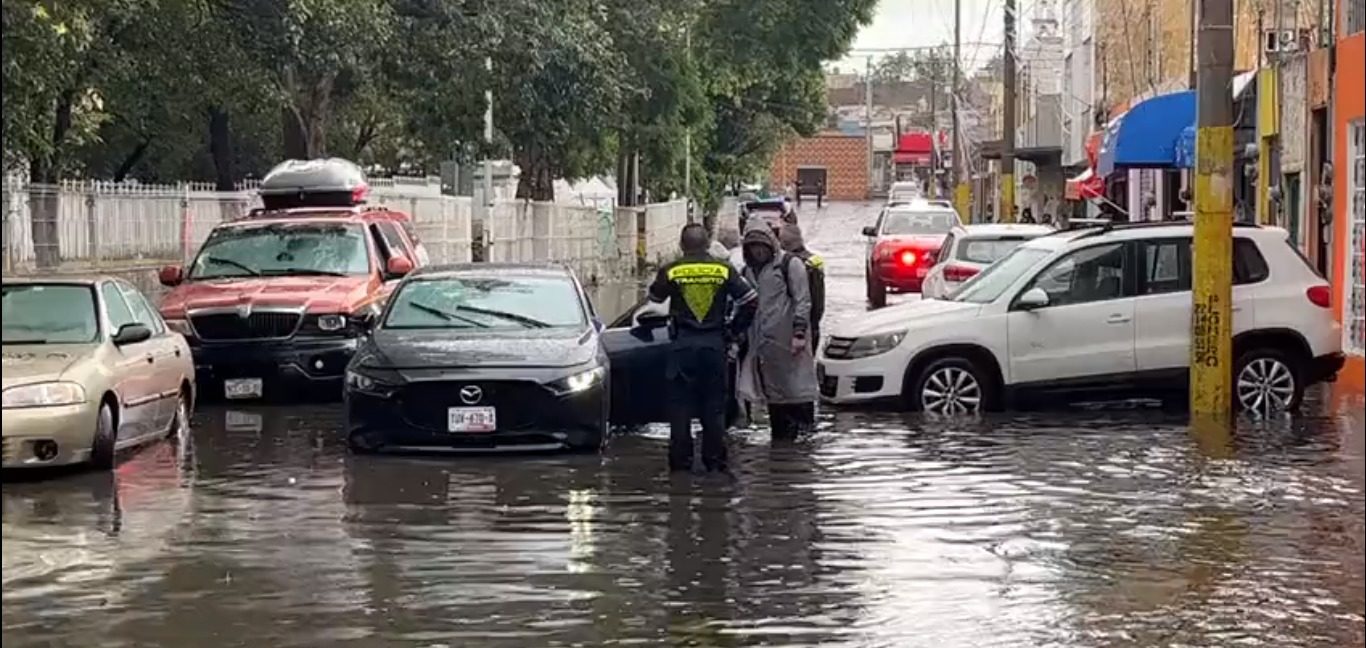  Inundaciones en 50 colonias y escasez de agua en otras 35 denuncia: Colectivo