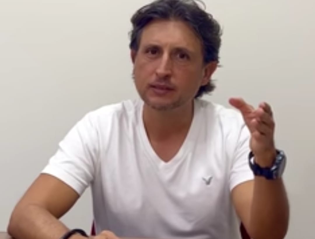 Por: Cortesía Lula Pineda José Juan Espinosa Torres reaparece después de tres años de “destierro”