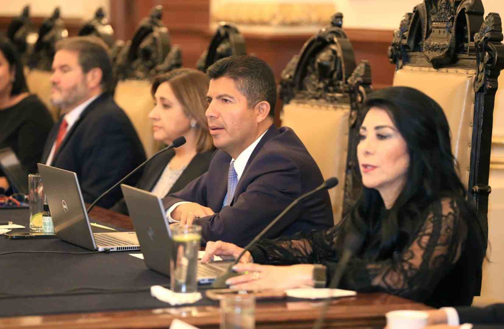 Por: Cortesía Eduardo Rivera estaría considerando renunciar a su cargo hasta el último momento para considerar la gubernatura
