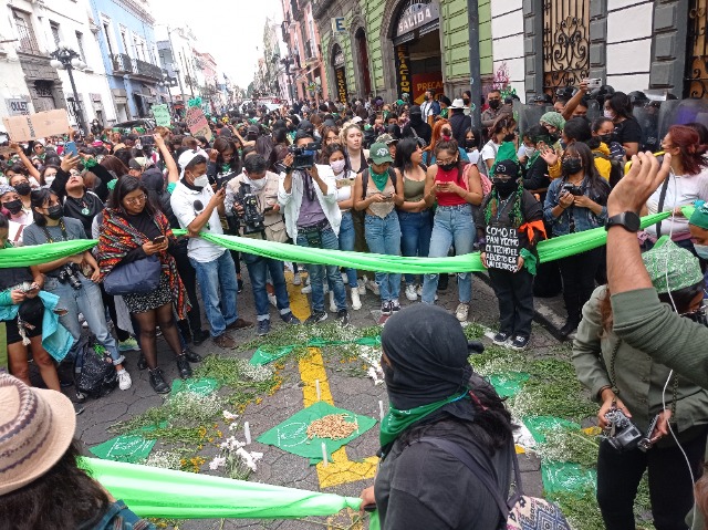 Inmujeres pide que en Puebla se cumpla con la legalización del aborto