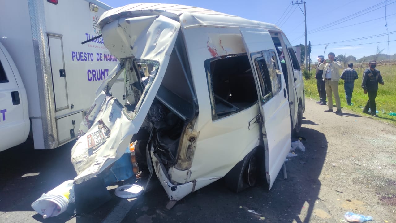 Peregrinos de Chinconcuautla fueron embestidos por tractocamión, iban a San Miguel del Milagro