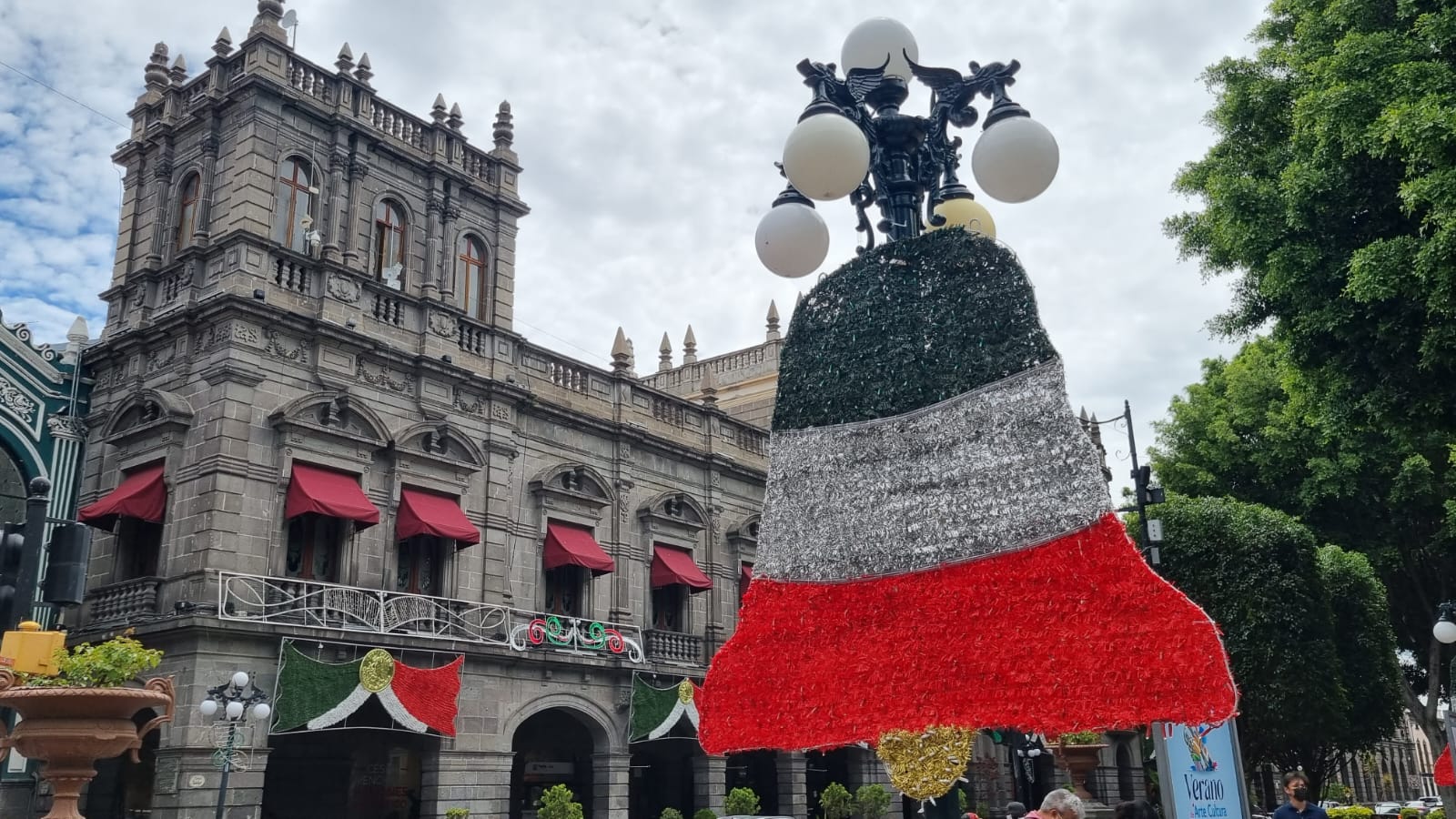 Ayuntamiento de Puebla analiza solicitud de Canirac para ampliar horario en Fiestas Patrias
