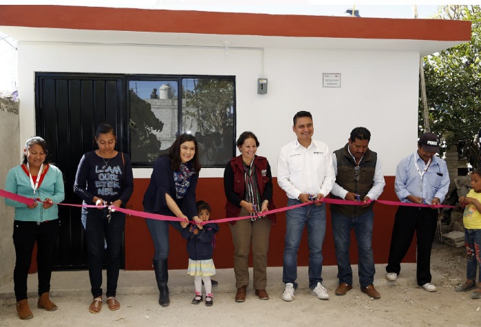 Foto: Cortesía  Benefician a mil 200 personas con construcción de cuartos adicionales