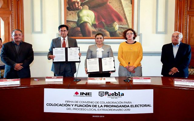 Ayuntamiento de Puebla signa convenio con INE para la colocación de propaganda electoral