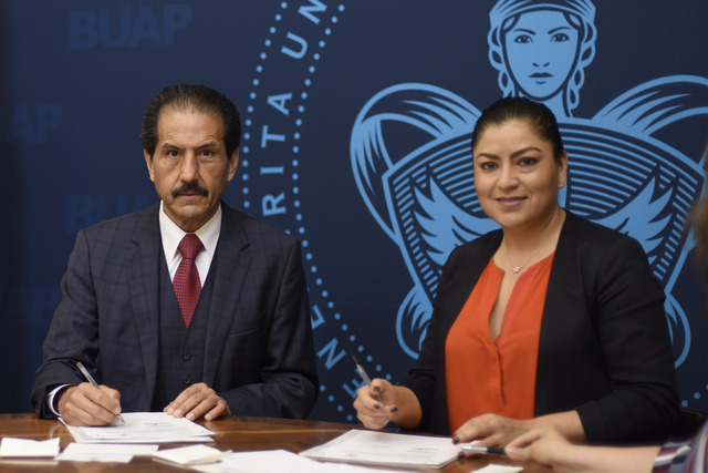 Foto: Cortesía BUAP y Ayuntamiento de Puebla firman convenio general de cooperación