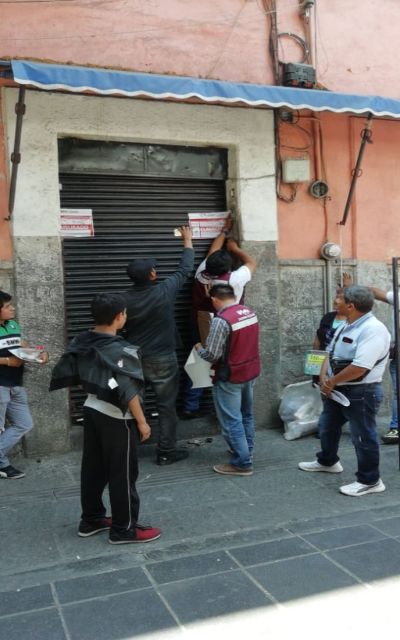 Por ocupar la vía pública, Segom clausura dos establecimientos del CH