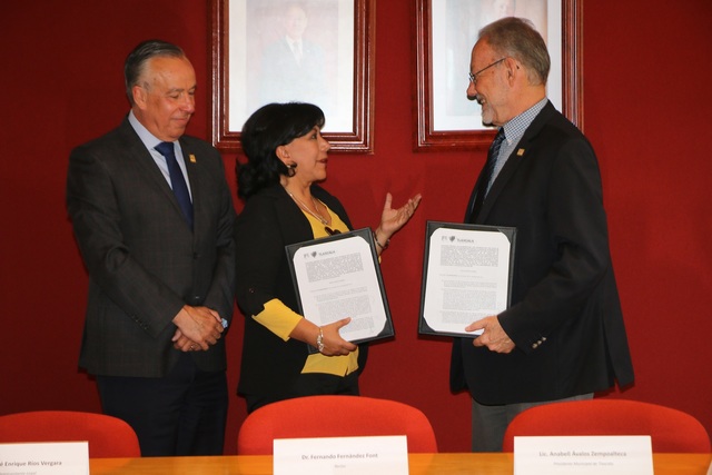Foto: Cortesía Ibero Puebla y Ayuntamiento de Tlaxcala generan nueva sinergia, firman convenio de colaboración