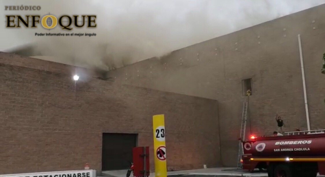 Se registró incendio en el casino de Angelópolis 