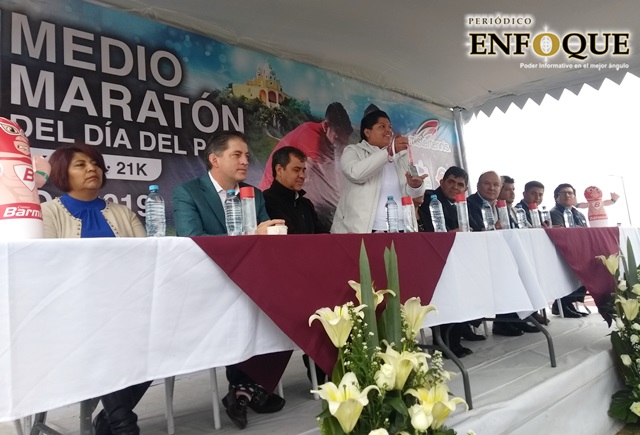 Foto: Omar Sánchez Anuncian Medio Maratón del Día del Papá en San Andrés Cholula para el 16 de junio
