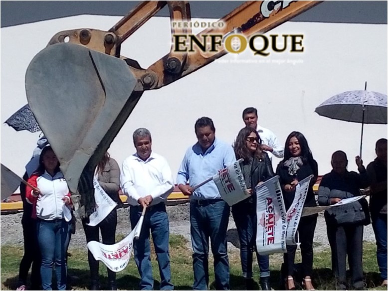 Arranca la construcción de aulas para Técnica 128 de Acajete