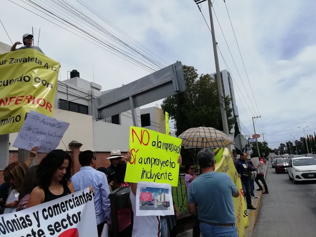 Reprueban colonos de Zavaleta construcción de Paso Deprimido 