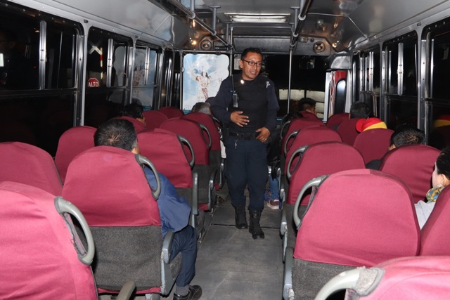 Realiza Policía Municipal y Guardia Nacional operativo en transporte público en Cholula 