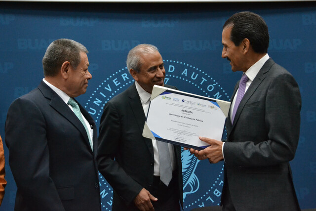 Foto: Cortesía  Contaduría Pública BUAP obtiene reacreditación de licenciatura