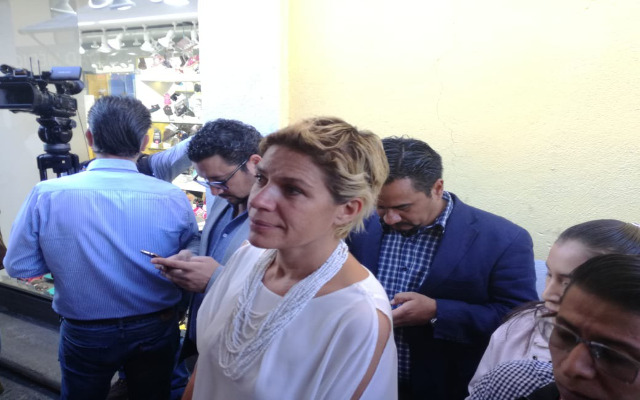 Habrá multas para vehículos que usen la 3 Oriente como estacionamiento