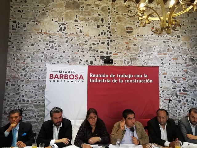 Foto: Wilmer Zárate  Ofrece Barbosa Huerta trato justo a empresarios de constructoras de Puebla