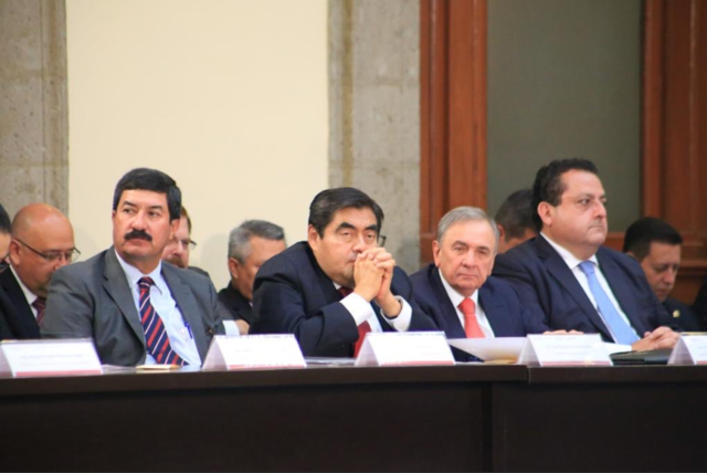 Foto: Twitter Ruiz Argüelles declina como secretario de Salud, confirma Barbosa Huerta