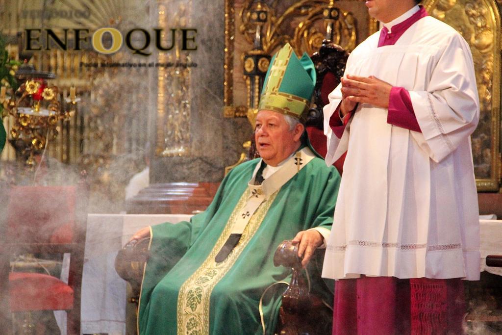 Mujeres deben expresarse, pero sin violencia: Arzobispo