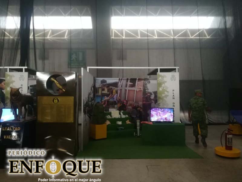 Foto: Wilmer Zárate Barbosa Huerta inaugura exposición militar “La Gran Fuerza de México”