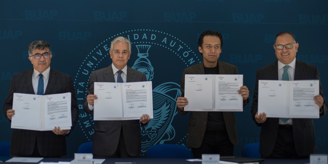 Foto: Cortesía  BUAP se suma al Plan de Fomento a la Lectura y Escritura