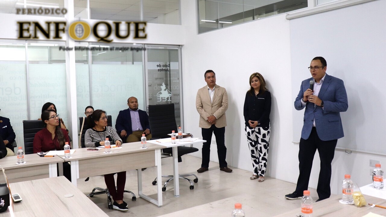  IEE capacita a Compromiso por Puebla en temas de violencia de género