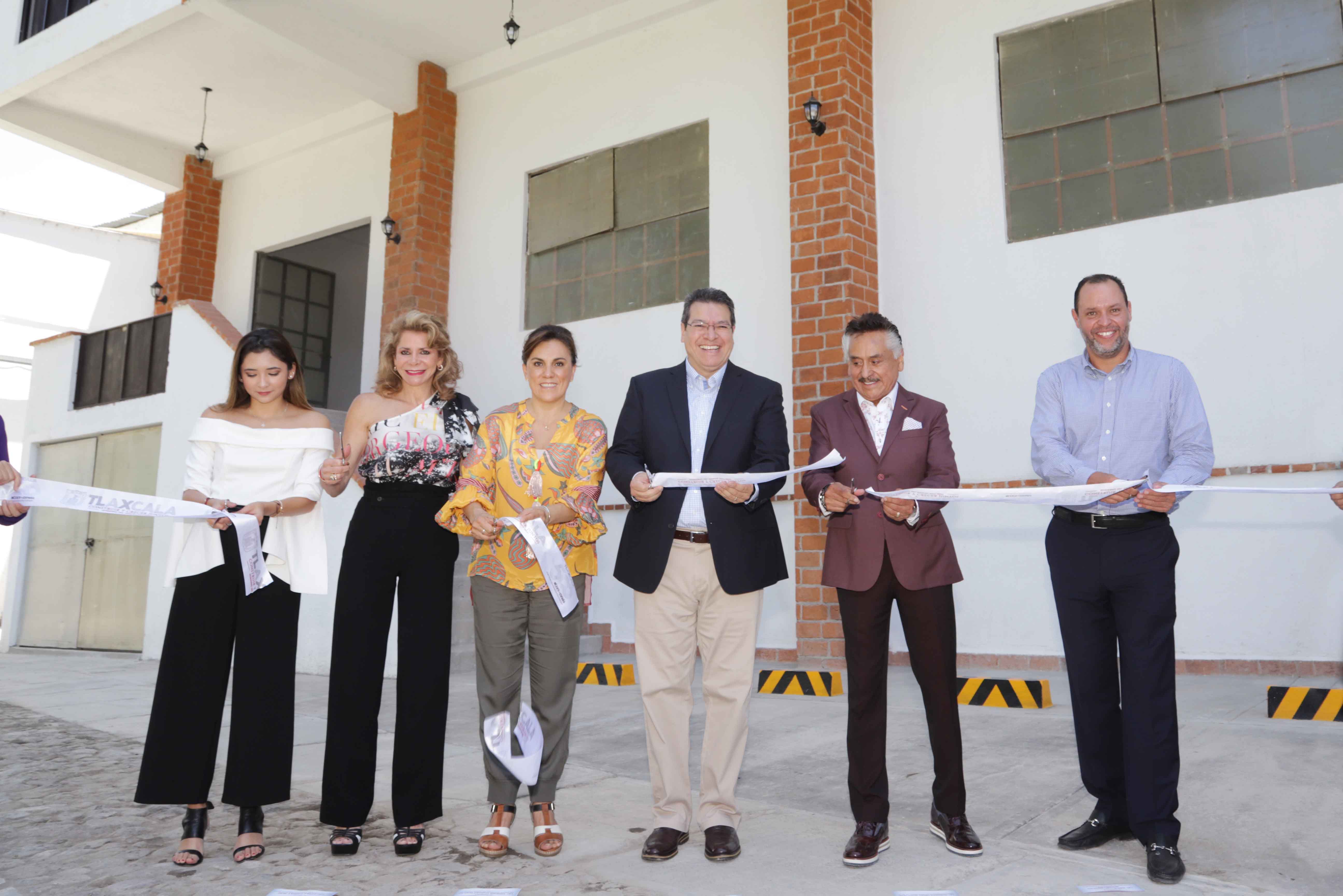 MARCO MENA INAUGURA AMPLIACIÓN DE  LA EMPRESA ROUMINA MÉXICO