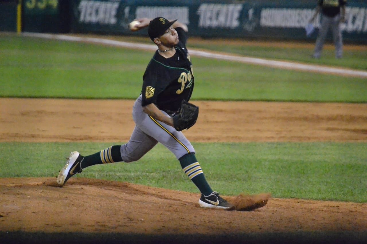 Pericos tiene una victoria en nueve juegos; los playoffs peligran