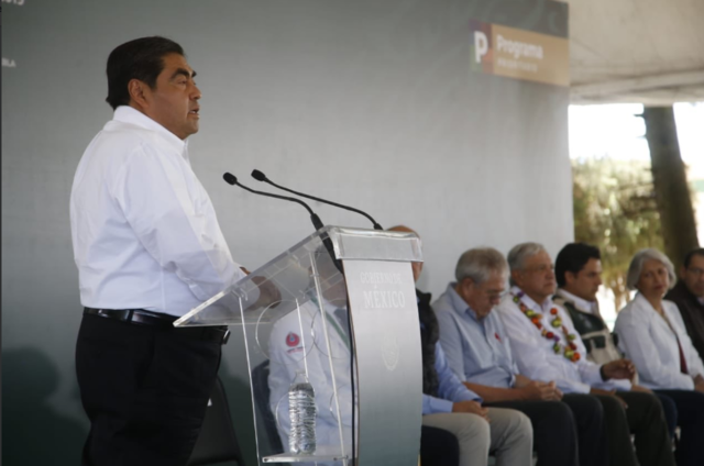 Foto: Twitter Puebla recibirá buena cantidad de recursos en el PEF 2020, asegura Barbosa Huerta