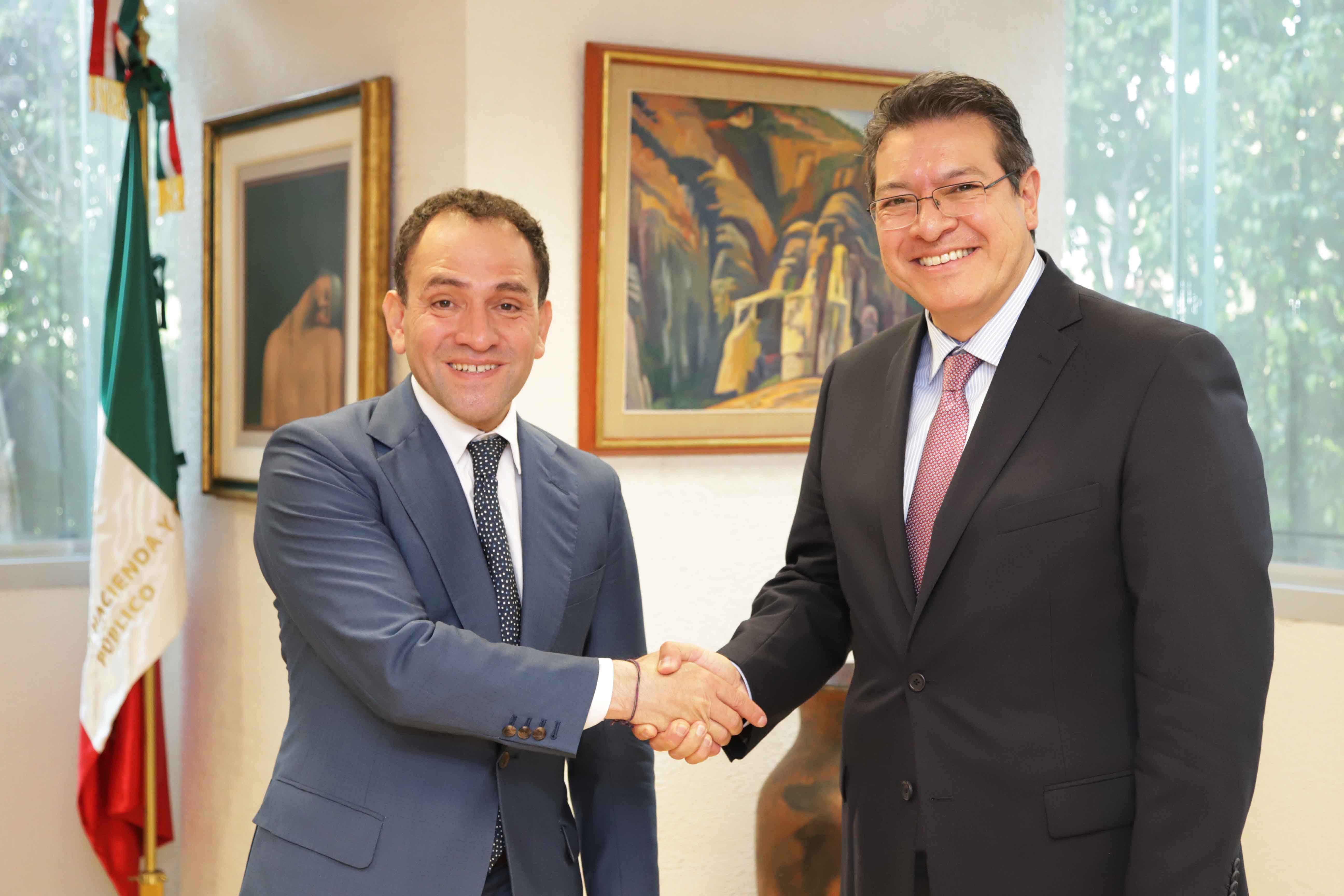 Foto: Cortesía  MARCO MENA SE REÚNE CON ARTURO  HERRERA, SECRETARIO DE HACIENDA