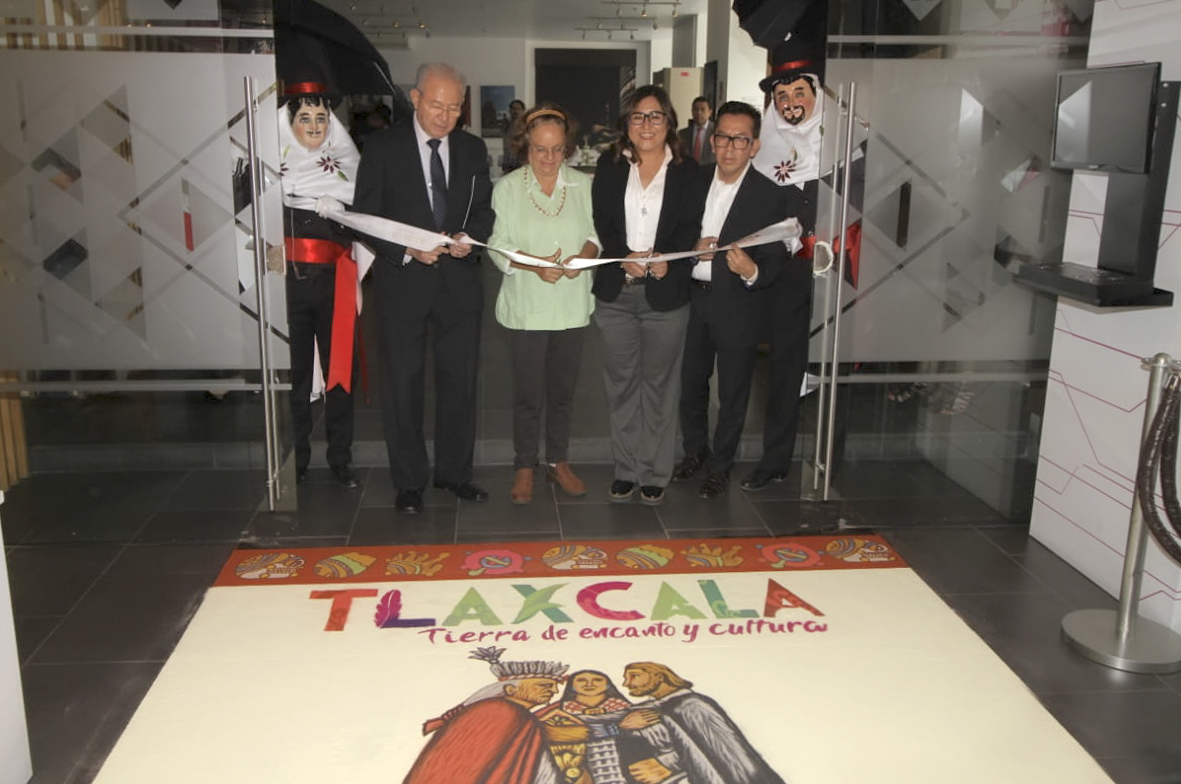 Foto: Cortesía  INAUGURA SECTURE EXPO-VENTA ARTESANAL “TLAXCALA  500 AÑOS, ENCUENTRO DE DOS CULTURAS” EN CDMX