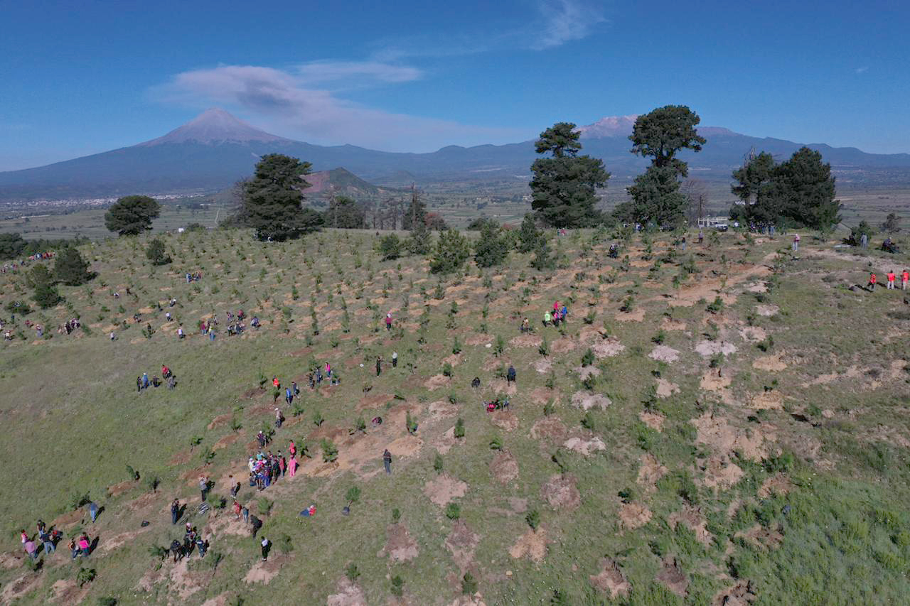1 Trabaja gobierno de San Pedro Cholula para que el cerro Zapotecas sea receptor de agua. LAAL